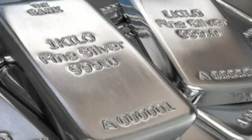 79 دولارًا للأوقية.. أسعار الفضة تحقق قمة تاريخية جديدة بتعاملات اليوم العالمية